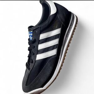 Adidas Youth/Women Black and White Sneakers